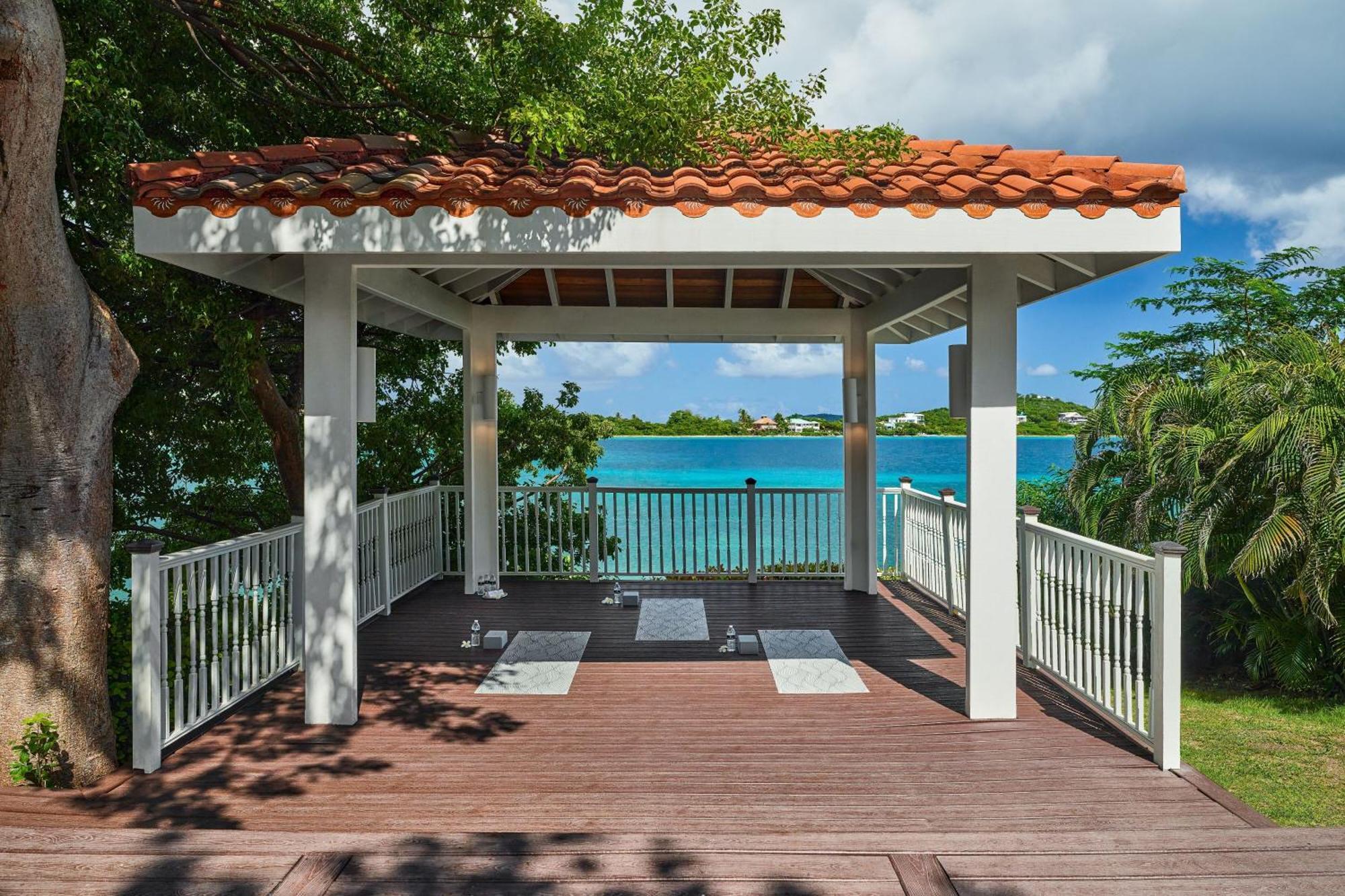 The Ritz-Carlton St. Thomas Hotel Benner Buitenkant foto